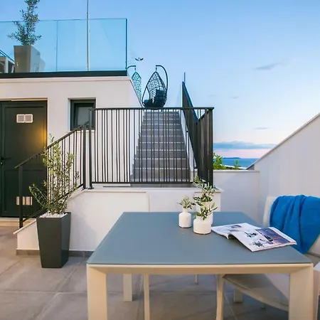 Villa Olive Exclusive - 8 People, Heated Pool, Okrug Gornji, Sea View Trogir