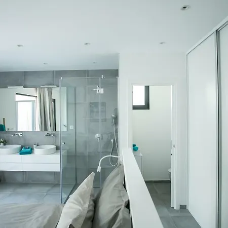 Willa Olive Exclusive - 8 People, Heated Pool, Okrug Gornji, Sea View *