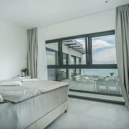 Willa Olive Exclusive - 8 People, Heated Pool, Okrug Gornji, Sea View