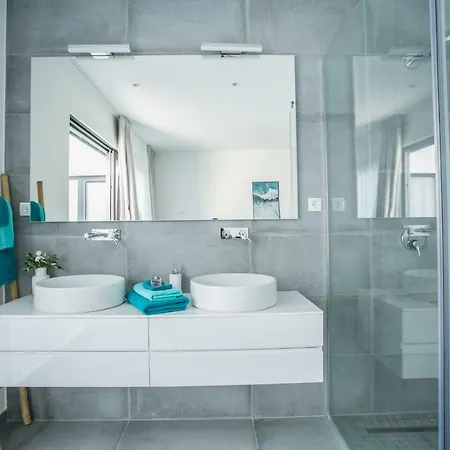 Olive Exclusive - 8 People, Heated Pool, Okrug Gornji, Sea View Willa *