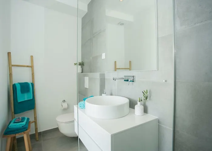 ヴィラ Olive Exclusive - 8 People, Heated Pool, Okrug Gornji, Sea View *