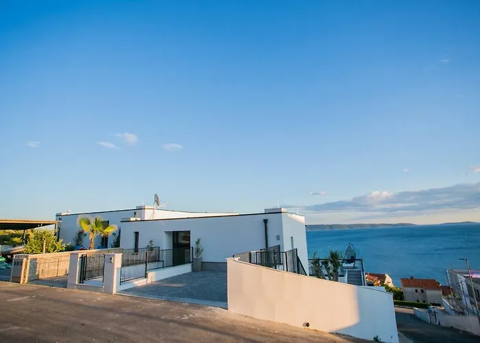 ヴィラ Olive Exclusive - 8 People, Heated Pool, Okrug Gornji, Sea View *