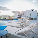 Olive Exclusive - 8 People, Heated Pool, Okrug Gornji, Sea View