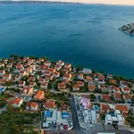 Olive Exclusive - 8 People, Heated Pool, Okrug Gornji, Sea View *