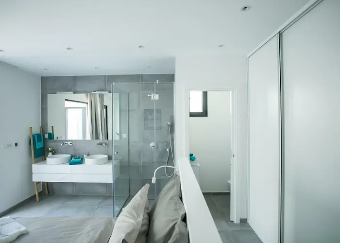 Villa Olive Exclusive - 8 People, Heated Pool, Okrug Gornji, Sea View *