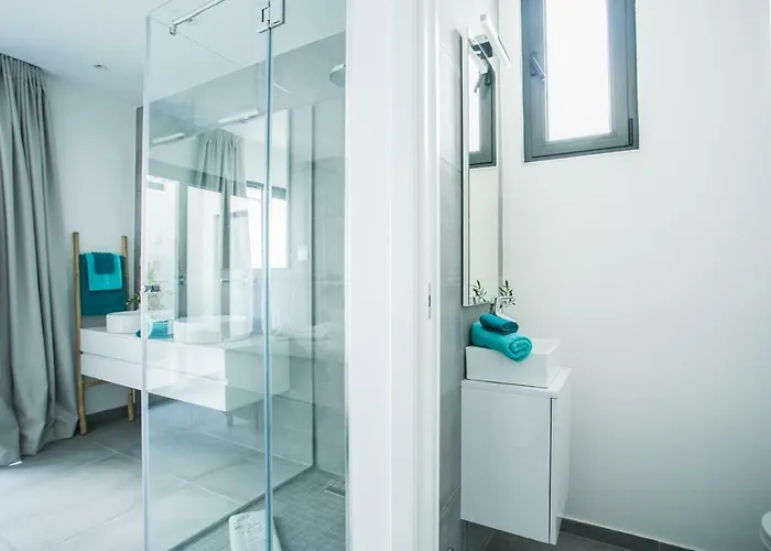 Villa Olive Exclusive - 8 People, Heated Pool, Okrug Gornji, Sea View Trogir