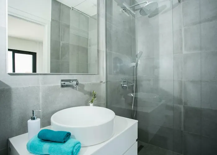 Olive Exclusive - 8 People, Heated Pool, Okrug Gornji, Sea View Villa Trogir