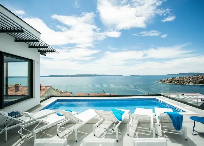 Villa Olive Exclusive - 8 People, Heated Pool, Okrug Gornji, Sea View *