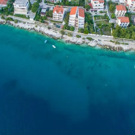 Olive Exclusive - 8 People, Heated Pool, Okrug Gornji, Sea View